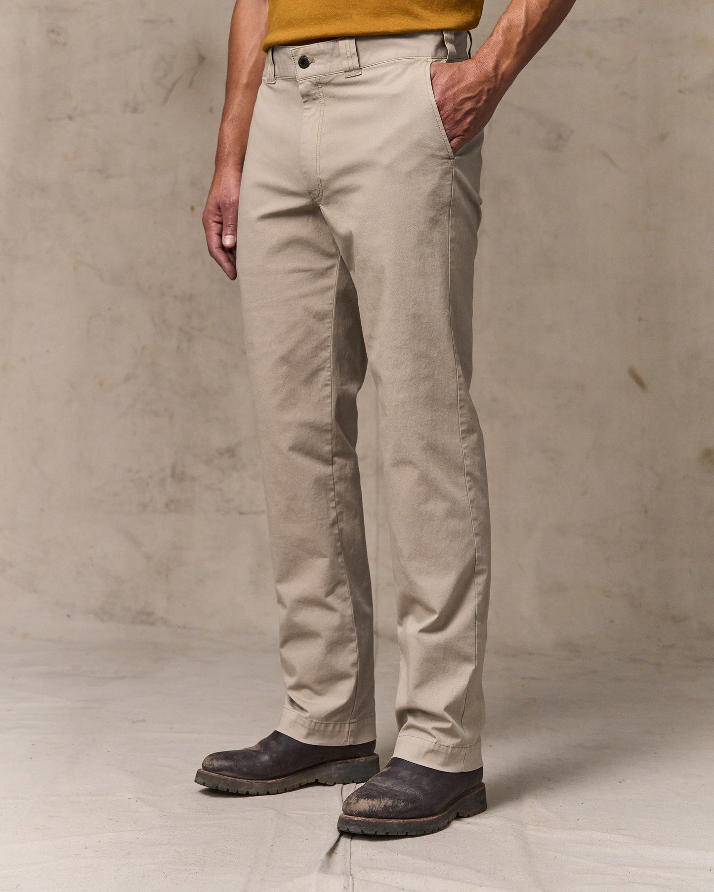 Granite Mountain Flat Front Pants - Buck Tan