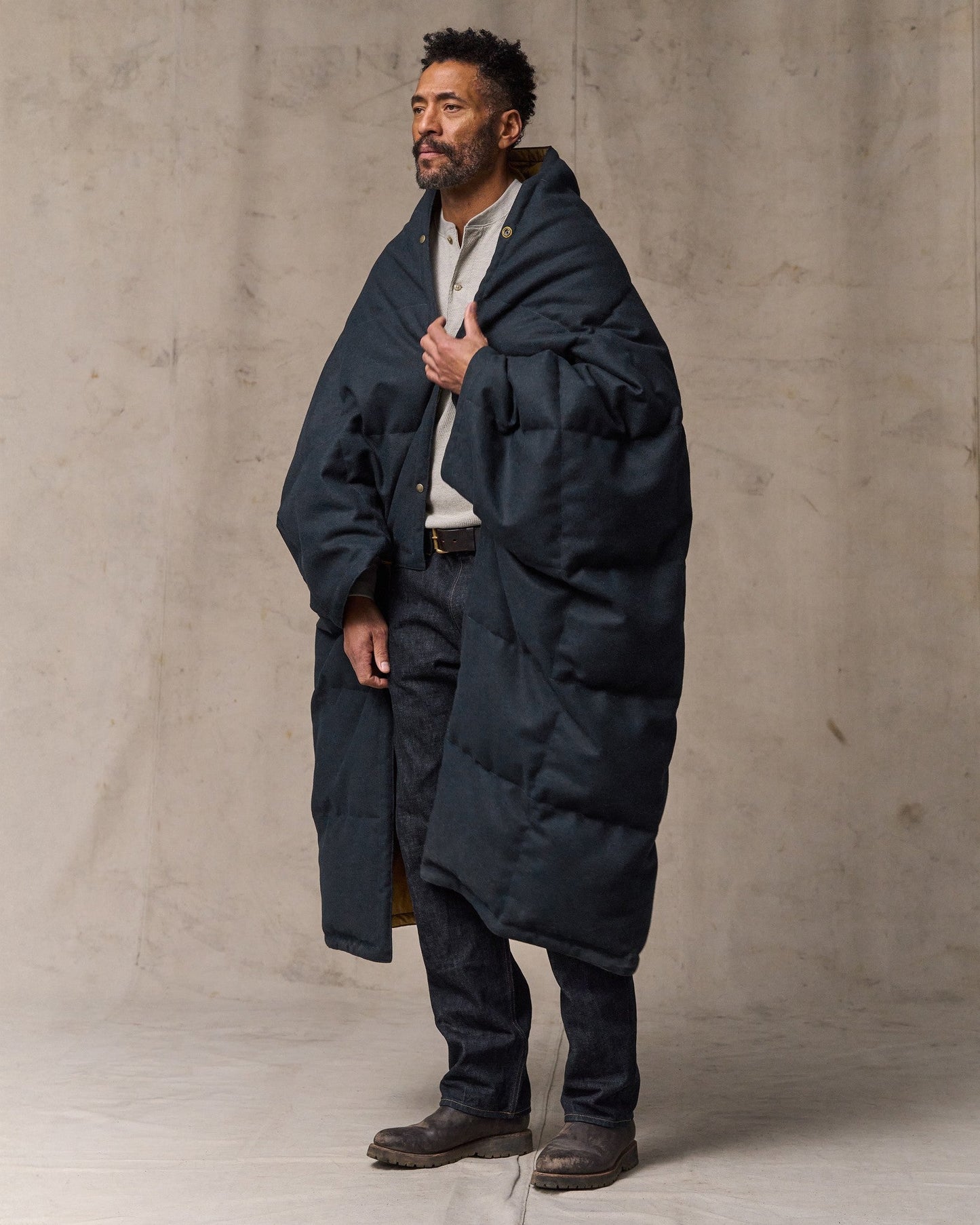 Filson X Crescent Down Works Blanket - Navy