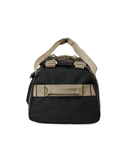 All-weather 40l Duffle - Black / Covert