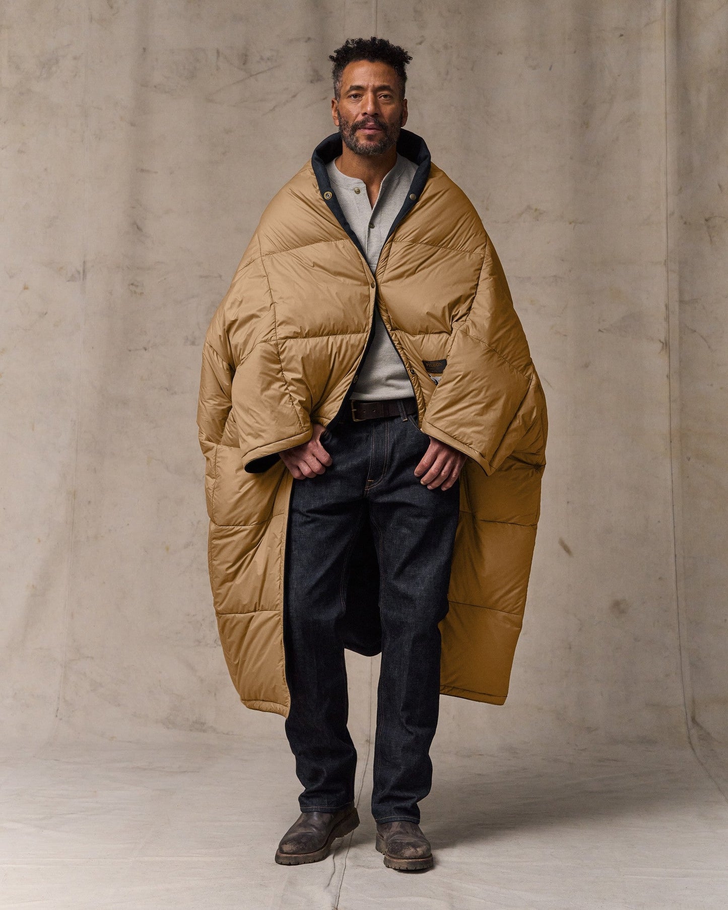 Filson X Crescent Down Works Blanket - Navy