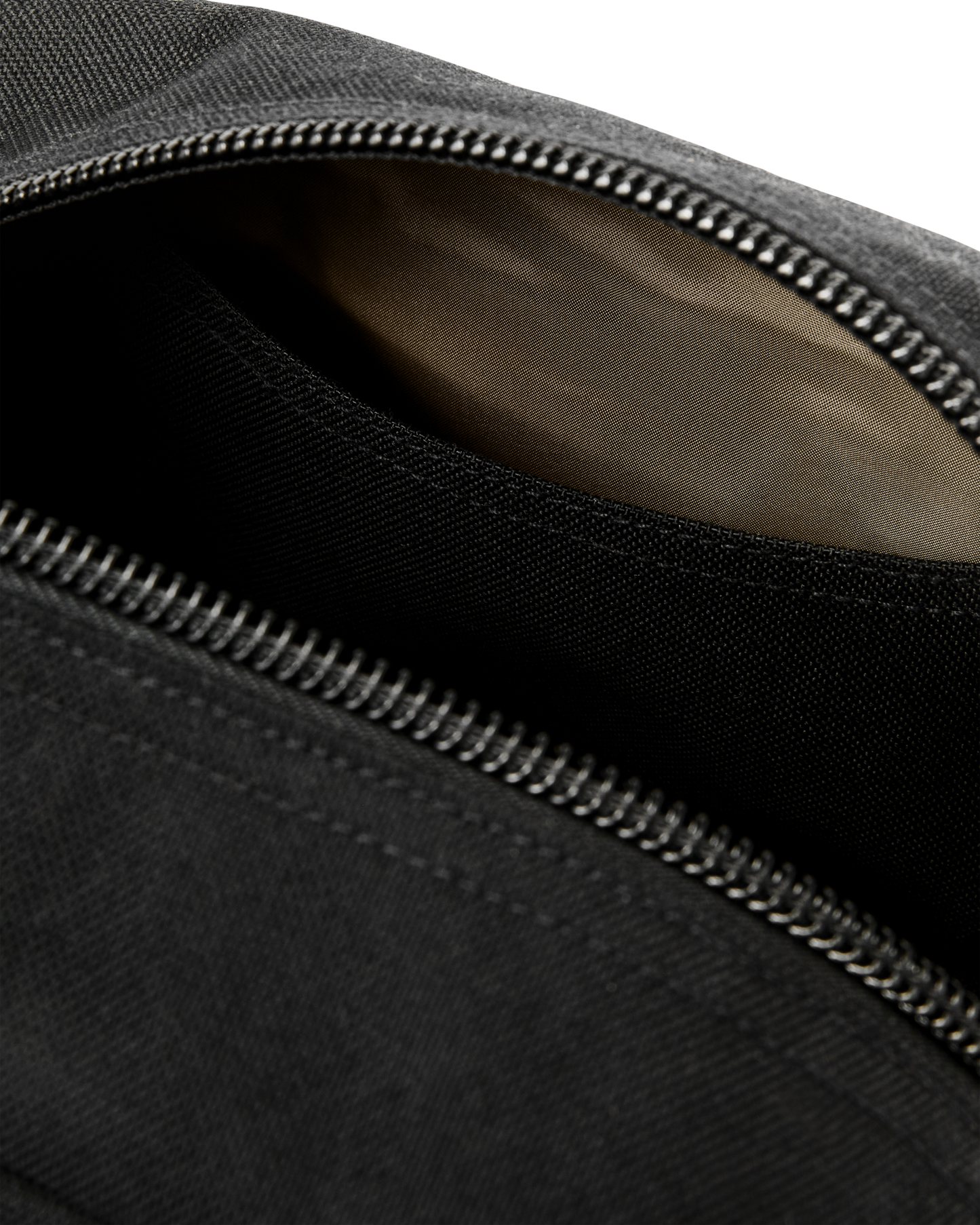 Dryden Dopp Kit - Black